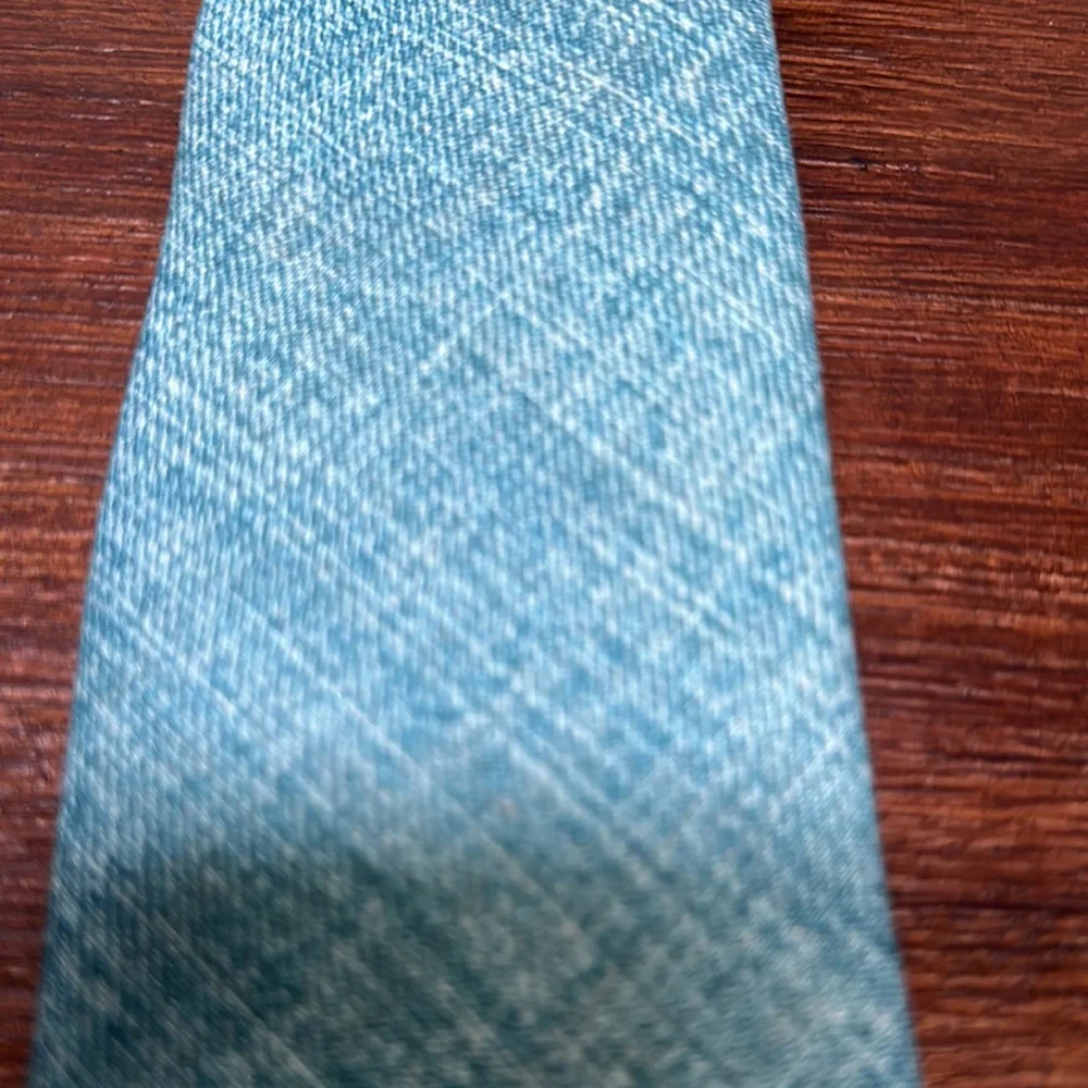 Robert Talbott Estate tie 100% linen new never worn